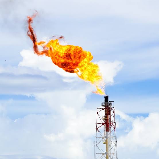  Global Gas Flaring Falls to Lowest Level Since 2010