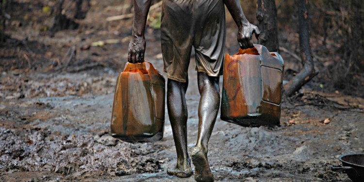  Oil Theft: Military Seizes 700,000 Litres of Stolen Crude Oil in One Week