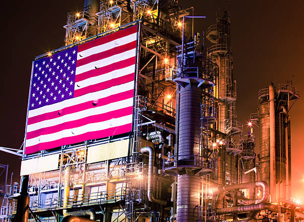 Gas Prices Fall to $3.14 Ahead of July 4 as Middle East Risks Recede