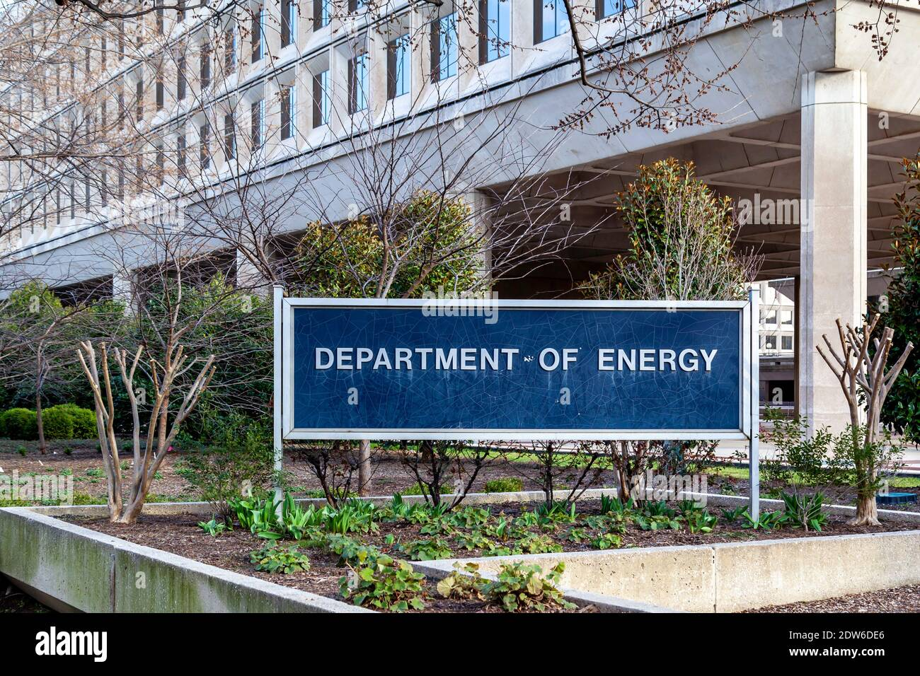 Department of energy cancells 47.6 energy project in U.S.