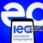 Middle East crisis disrupts international natural gas markets and delays global LNG supply wave