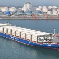 Beyond the strait of Hormuz, China seeks long-term LNG deals
