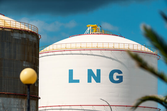 As LNG  export collapse 96%, Qatar loses $24 billion.